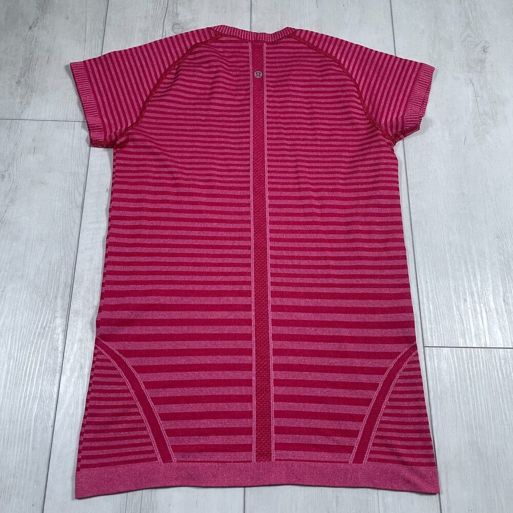 Lululemon Women's 8 Swiftly Crew Lucy Stripe Short Sleeve Pink Shirt Running - Picture 4 of 11